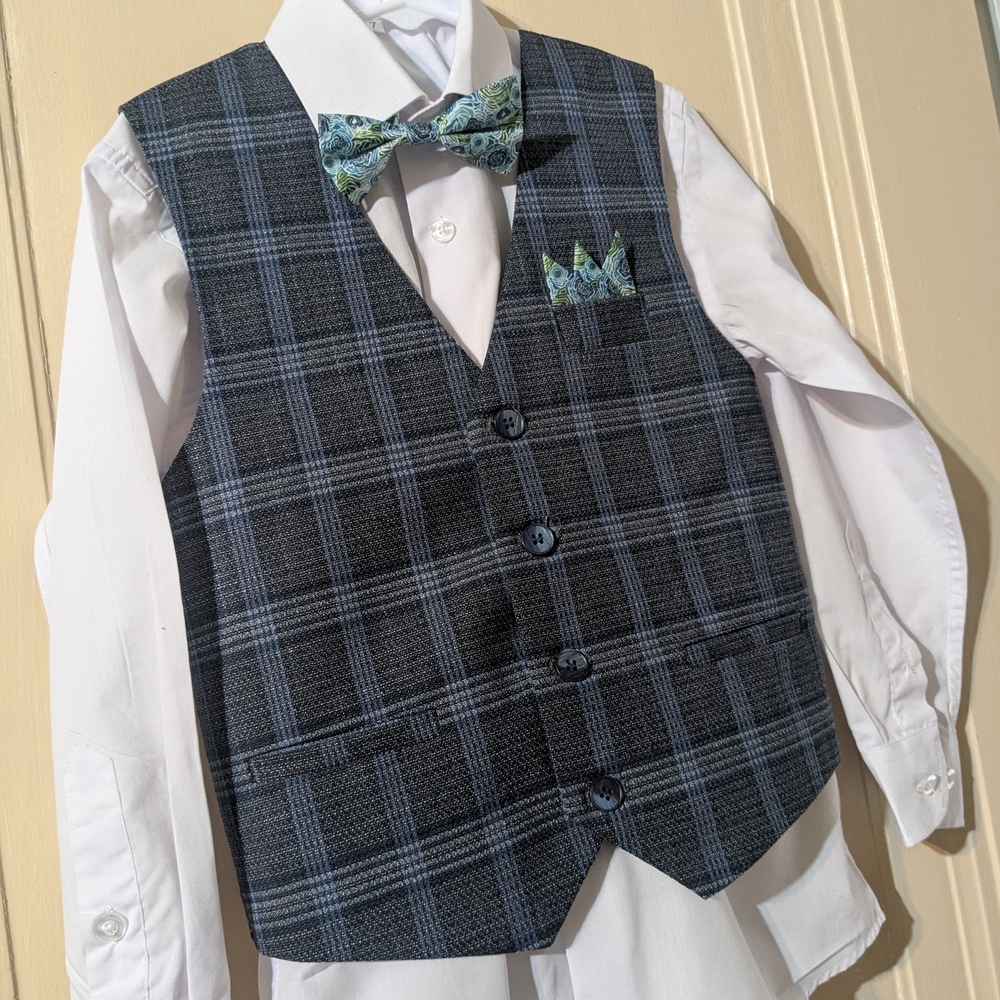 Isaac Mizrahi Gray Plaid Vest with Blue Windowpane